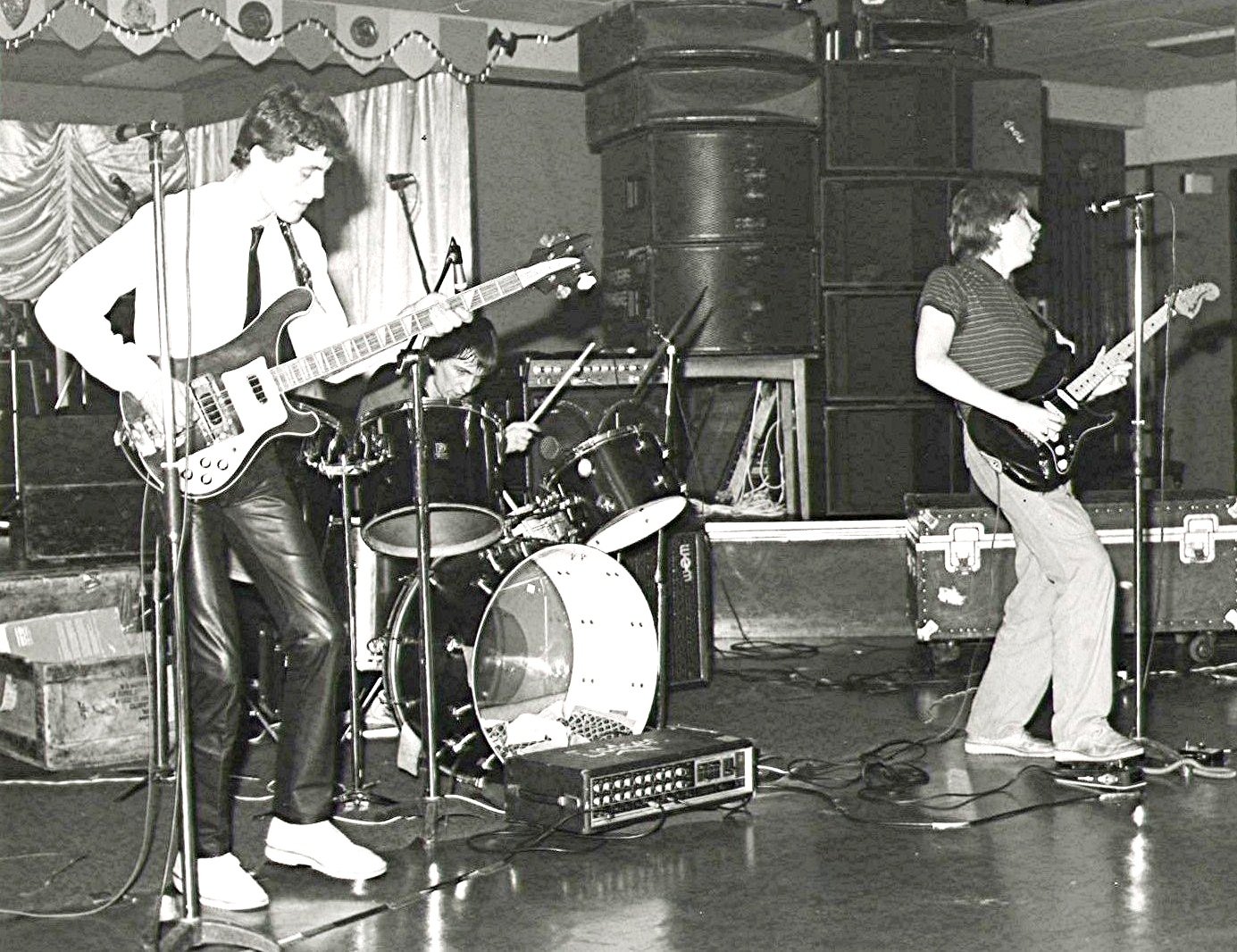 Dodger — Glasband 80